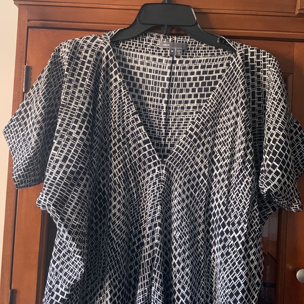 VINCE 100% silk tunic dress. Size M. EUC